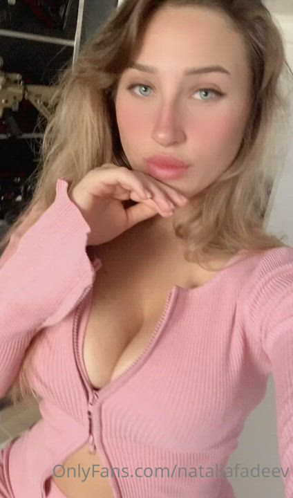 Ai Takeuchi Aidra Fox Alexa Grace gif