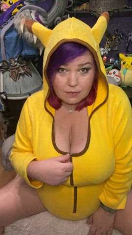 Cute chubby Pikachu dropping huge naturals