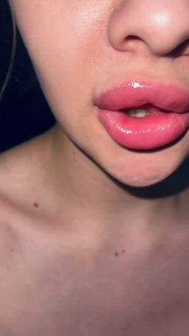 Feed my oral fixation please