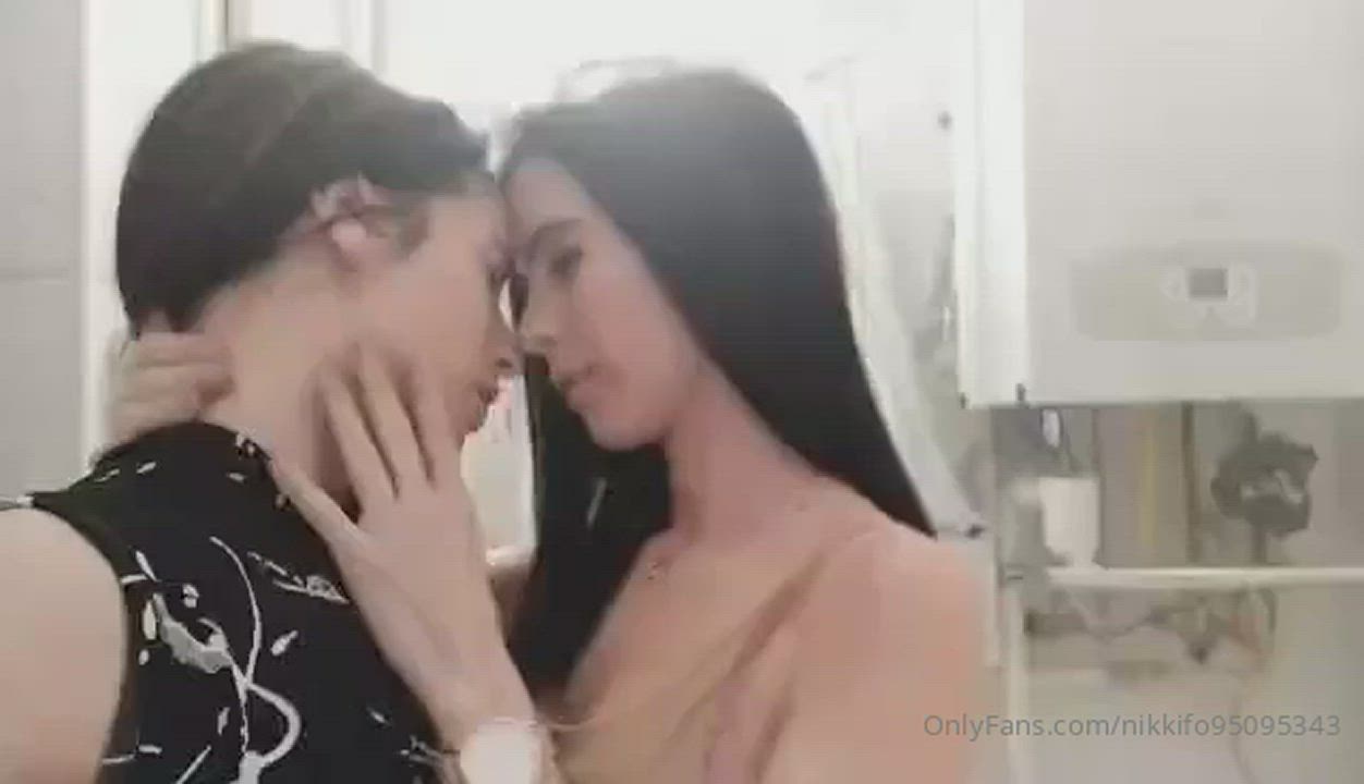 Lesbian Lesbians Twins gif