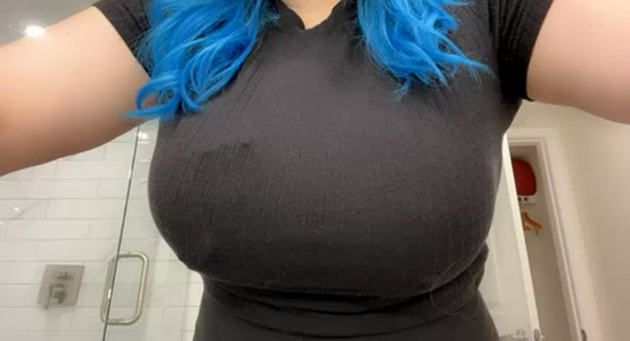Big Tits Boobs Busty Flashing Huge Tits NSFW Natural Tits Titty Drop gif
