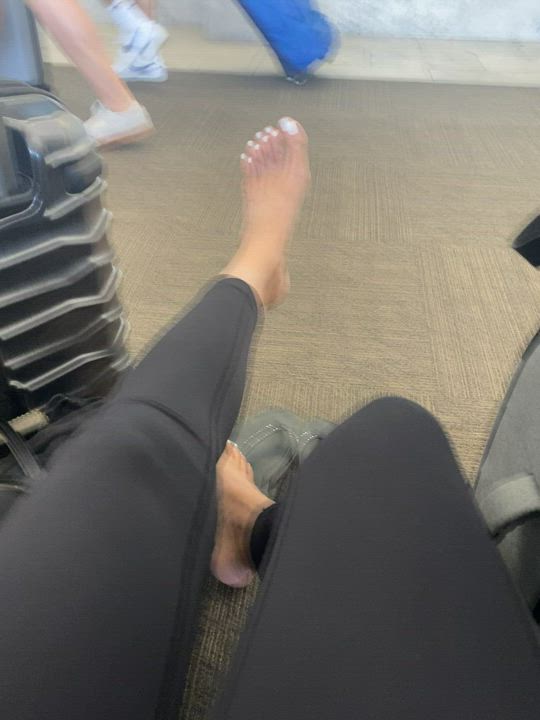 Offering other passengers a chance to touch or smell!