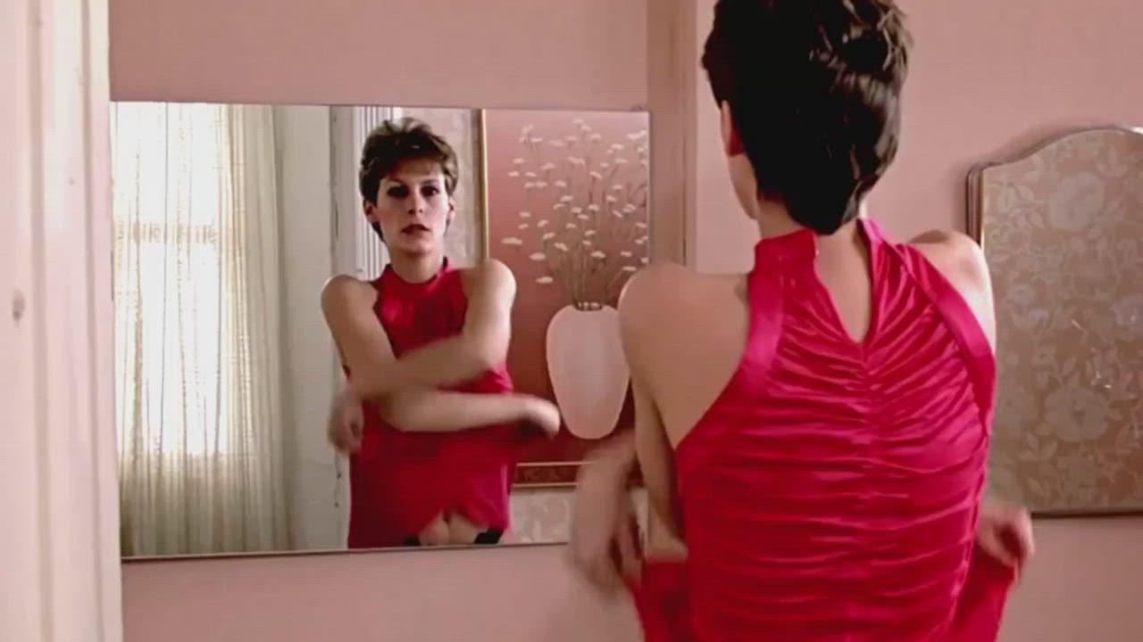 Jamie Lee Curtis --- Trading Places (1983) (Super Slo-mo)