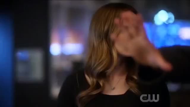 THE FLASH 5x22 | Cisco blasts Ralph to fix him | Legacy Season 5 Finale