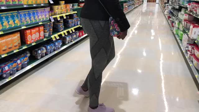 Sadie Supermarket Walk