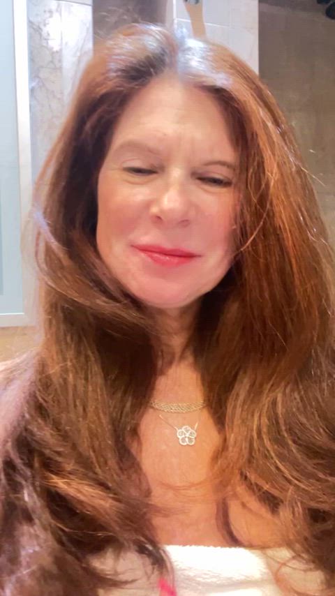 58 years old married redhead and absolutely still fuckable