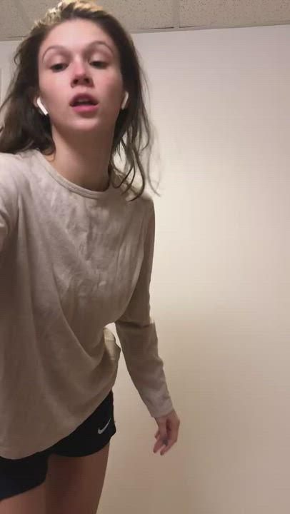 Tight college freshmen