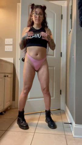 Short spicy latina