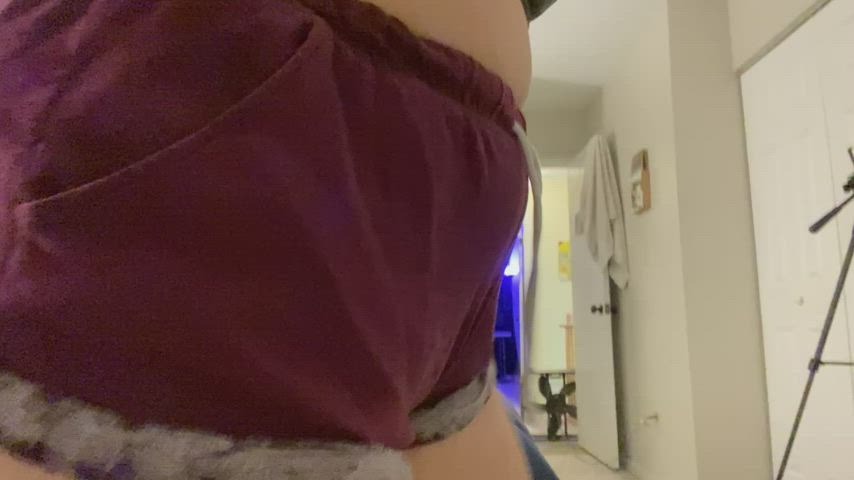 My new favorite filming shorts! 🥰 I think they make my ass look great hehe 💕💕