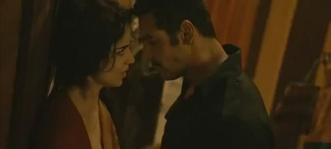 Kangana Ranaut - Shootout at Wadala