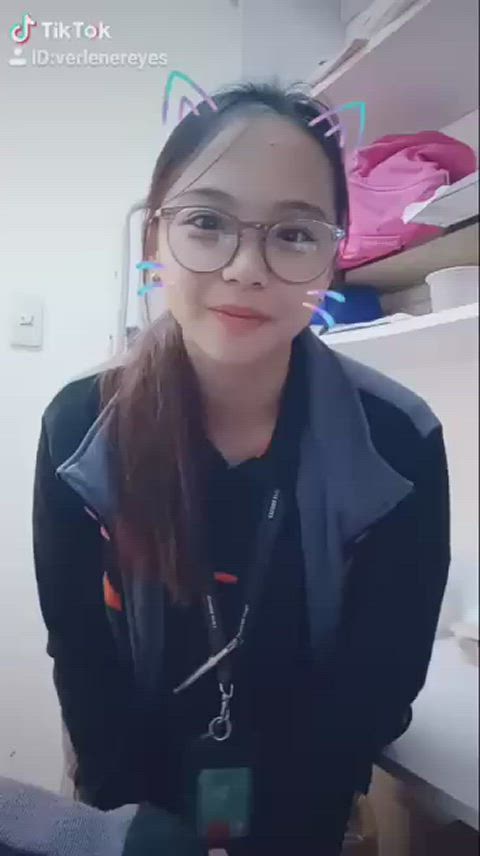 cute girlfriend sfw gif