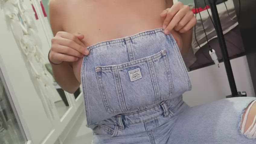 Don't say no to this teen boobs