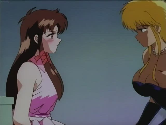 Lesbian discovering her prey is a hermaphrodite