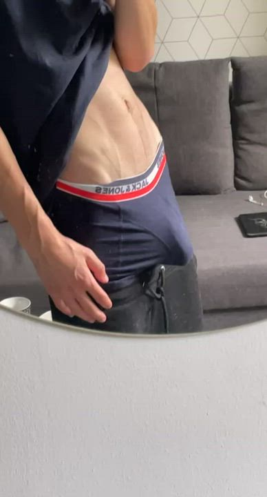 bulging