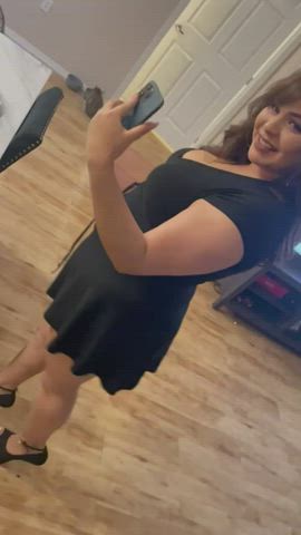 Who said pretty girls don’t like to party 😇