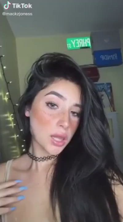 THE ONE AND ONLY LADS! HER LATEST 2021 ? SEX TAPES! 13 GB (LINK IN COMMENTS ? ?)
