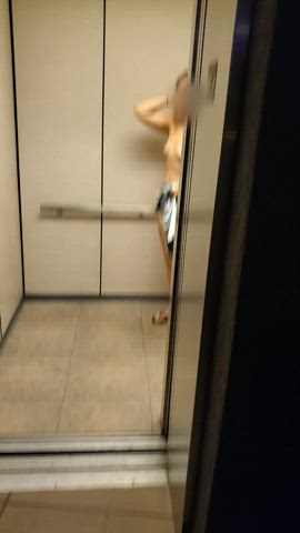 Braving it from the elevator to the outside!