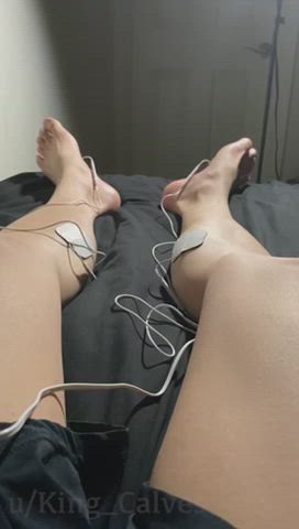 Electrifying my smooth boy legs⚡️⚡️