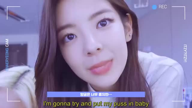Itzy - Lia wet as fuck tries to be on top surprised by big dick [ENG SUB] - Korean