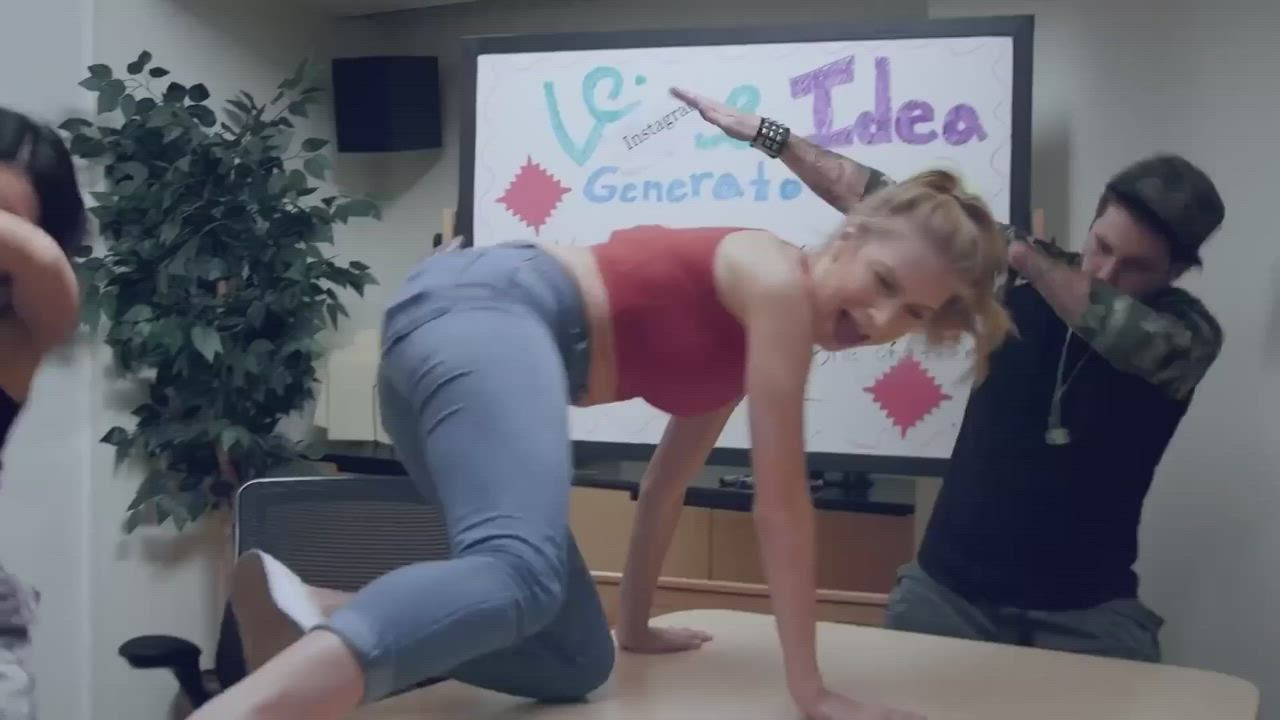 Courtney Miller shaking her tight ass for us. She knows what we like!