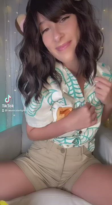 TikTok gif