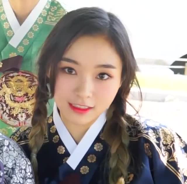 Gahyeon [Vt4tc_-S1TU]-1