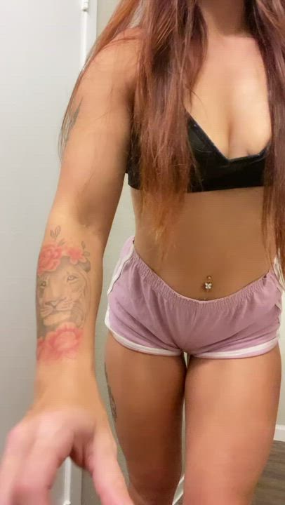 On and off booty shorts