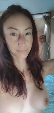 I'm taking my naked ass to London 😁