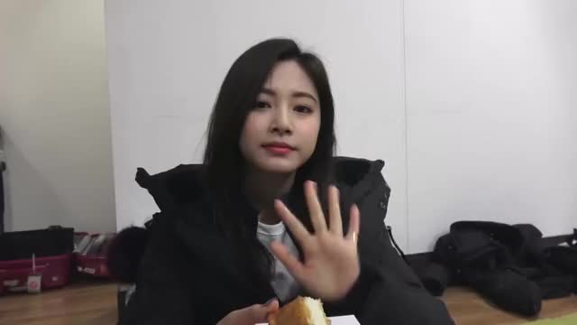 517. Twice - Tzuyu