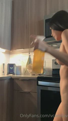 Need Someone to Cook And Clean 🧽? (10GB Album in Comments)