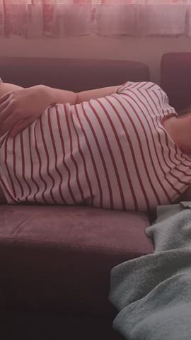 laying down titty drop 😇 (12G)