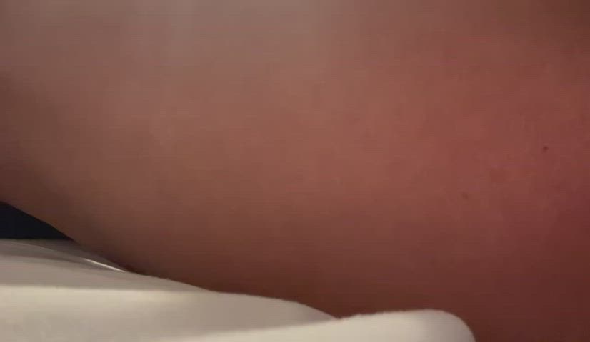 Slide on my side … open right up!