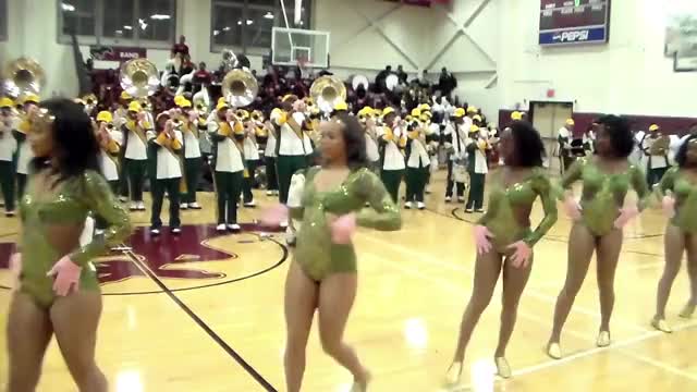 KENTUCKY STATE THOROBRED DANCERS