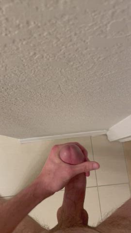 Love cumming for the camera