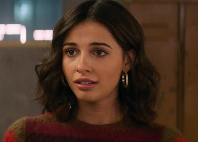 celebrity female naomi scott gif