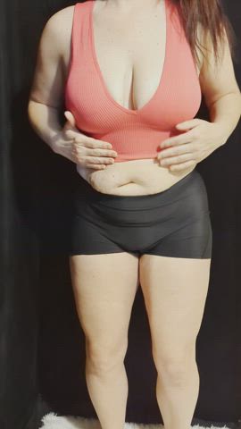big tits boobs tits bbw bigger-than-you-thought forty-five-fifty-five milf titty-drop