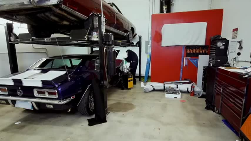 Car man has 3some with Kailani Kai &amp; Gabbie Carter