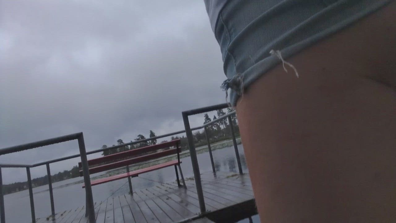 weather was so sticky... i had to refresh myself 💦 [F][GIF]