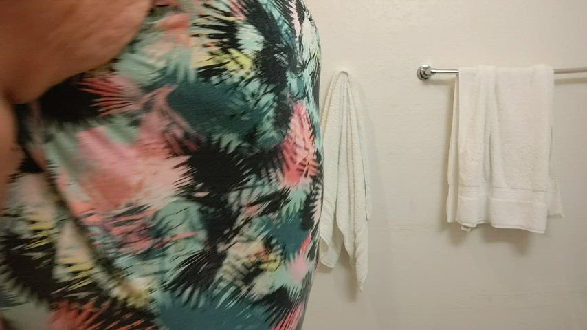 Shaking my big ass for you