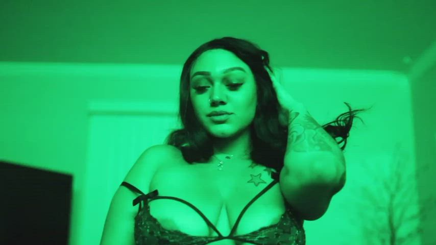 One of her first promos for her OF