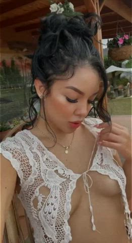 I like showing off my boobs in public places