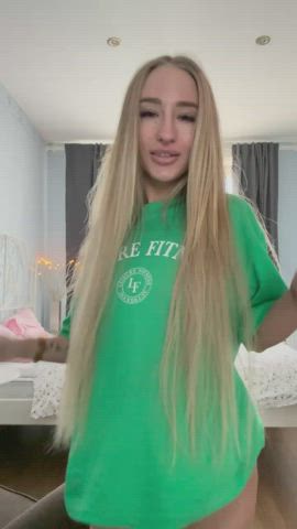 Do guys actually like my body type here? [drop]