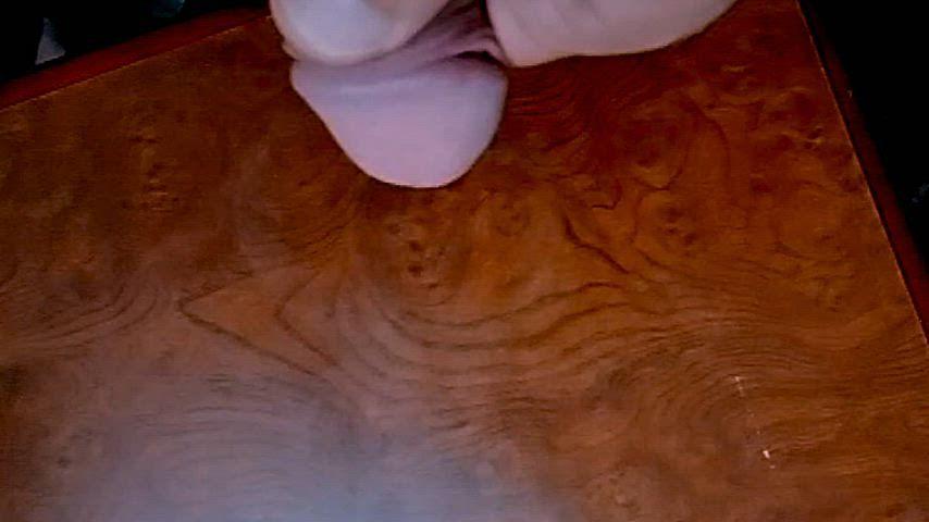 A little fun (2 squirtgasms, 1 cum)