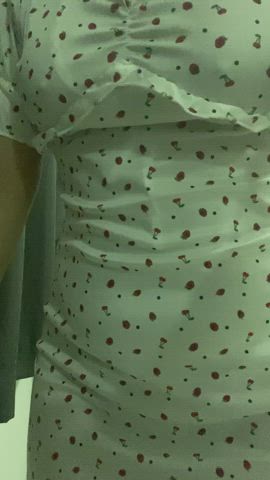23 year old Asian girl! I am a newbie so be nice ??FREE profile so cum say hello