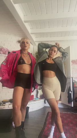 Camel Toe Spandex Vanessa Hudgens gif