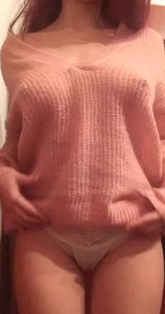 9wg65z-Her Nipples Perfectly match her top-SpanishAccomplishedBantamrooster