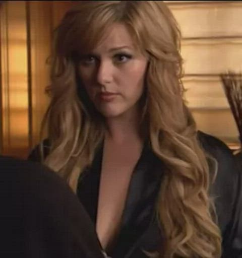 Sara Rue