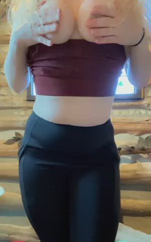 Getting ready to go workout!! Wishing someone would follow me into the dressing room