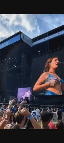 Flashing Public TikTok Porn GIF by twistedlizard