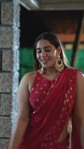 Broad and thicc armpits of Goddess 💪🏼 Seerat Lugani